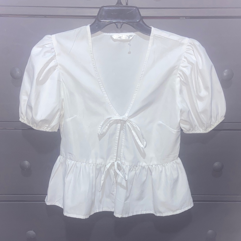 Elegant White Puff Sleeve Top